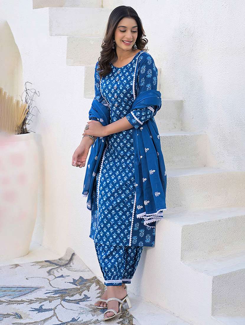 women three quarter sleeve kurta salwar with dupatta set - 21947955 -  Standard Image - 1