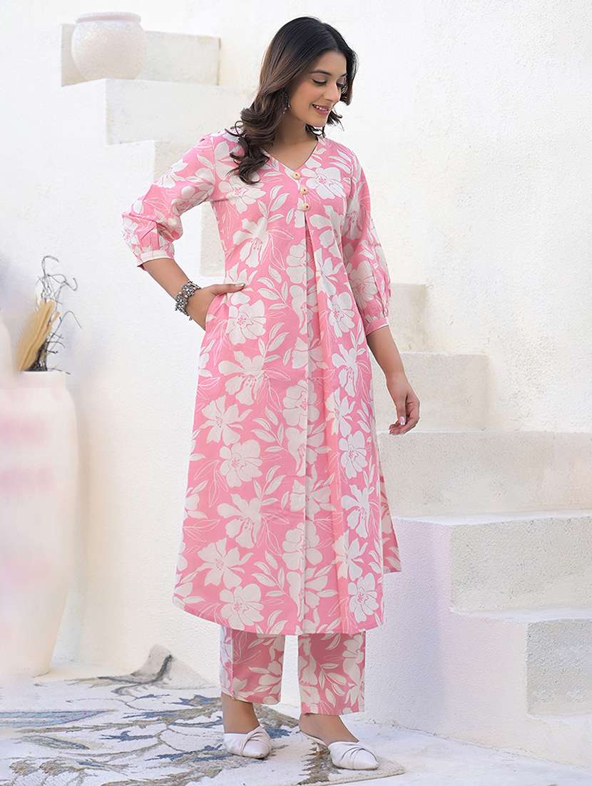 women three quarter sleeve kurta pant set - 21947957 -  Standard Image - 1