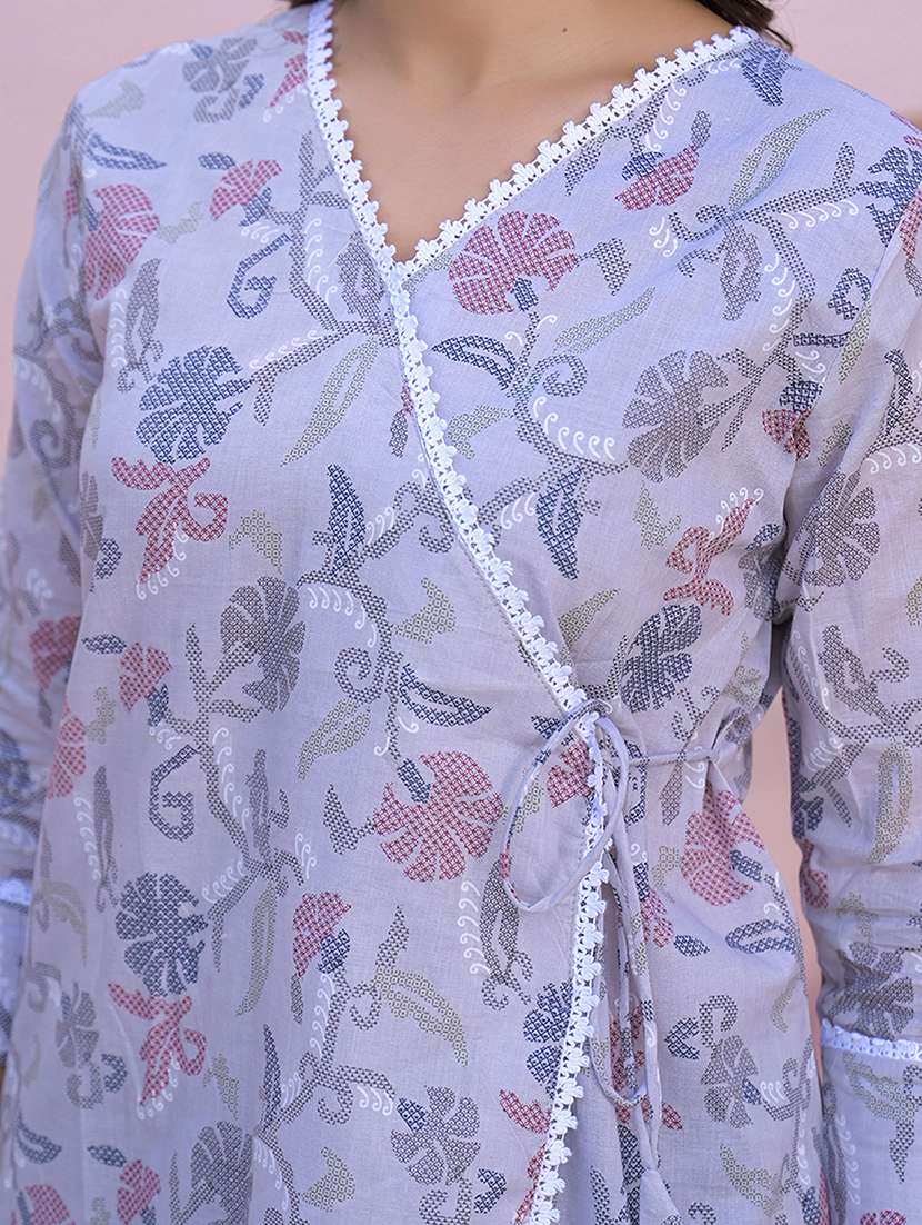 women three quarter sleeve angrakha kurti - 21947963 -  Standard Image - 4