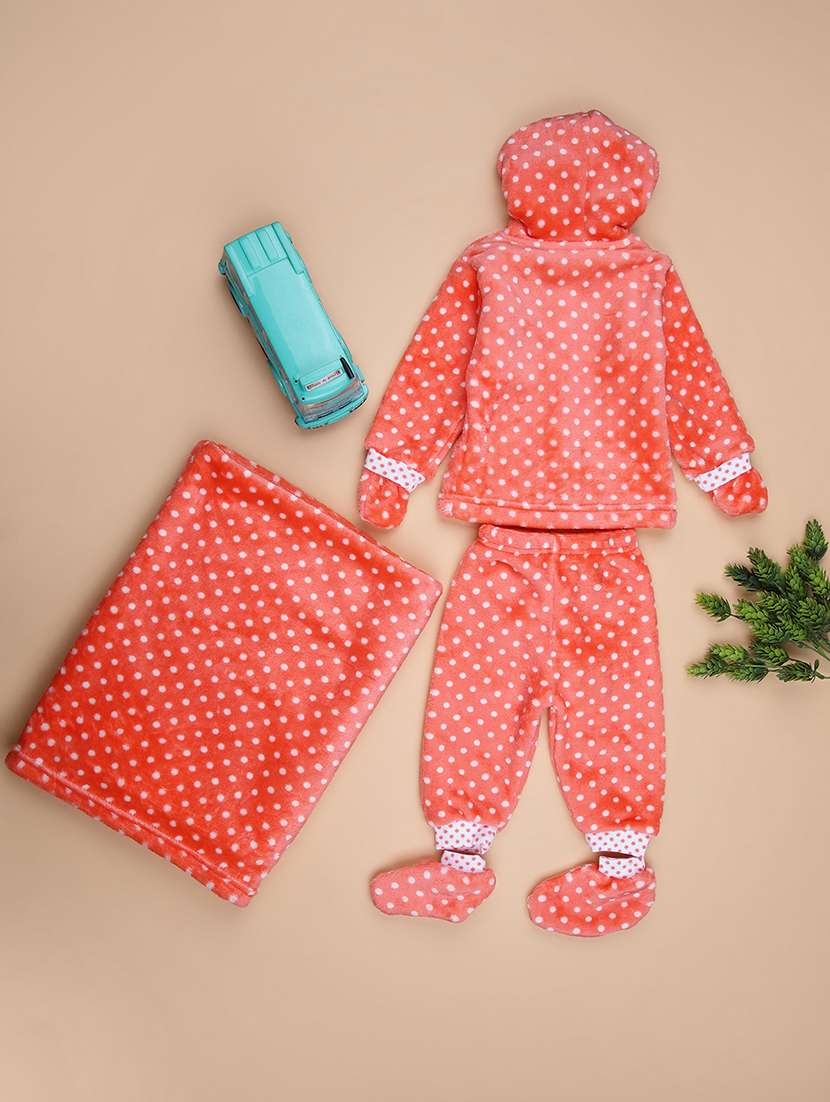 orange fleece gift set - 21948067 -  Standard Image - 1