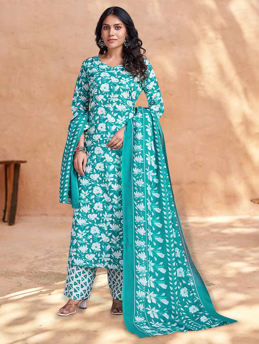 women three quarter sleeve kurta palazzo with dupatta set - 21948534 - Standard Image - 1