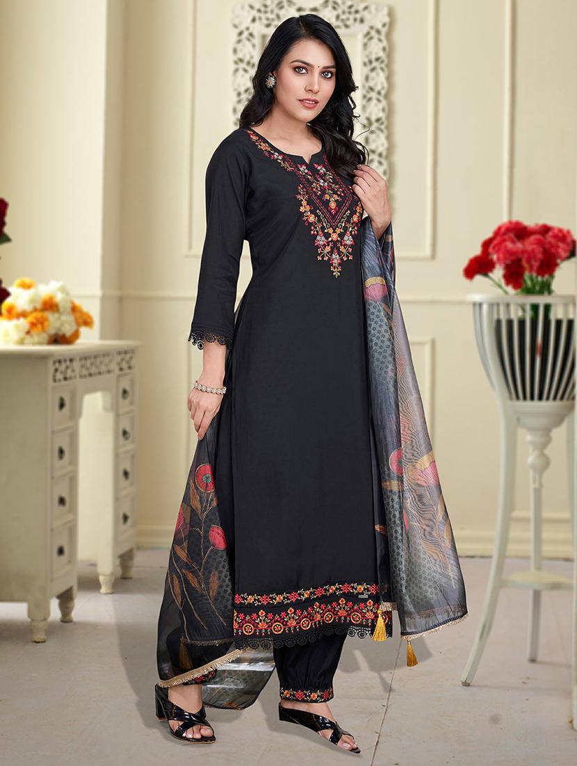 women three quarter sleeve kurta salwar with dupatta set - 21948536 - Standard Image - 4