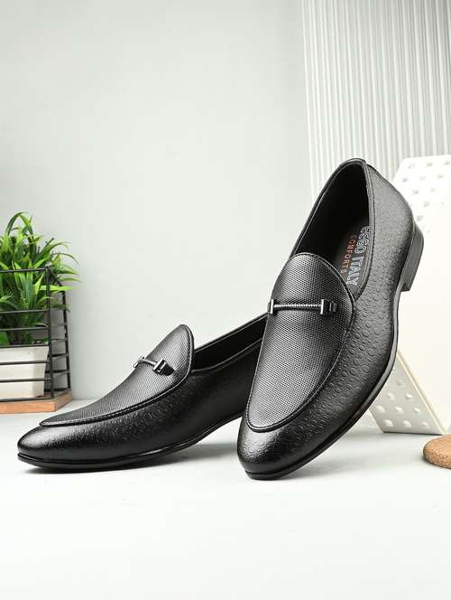 men slip on horsebit loafer - 21948584 -  Standard Image - 0