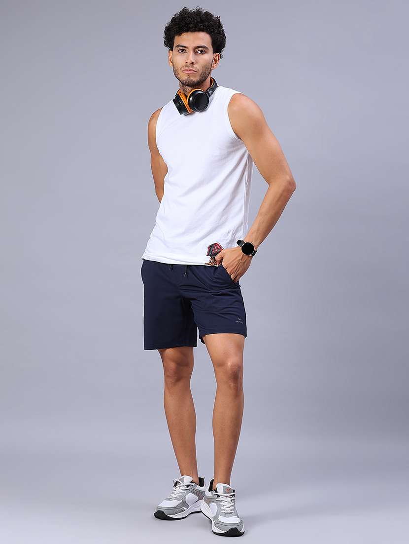 men solid mid rise regular fit sport shorts - 21948661 -  Standard Image - 4
