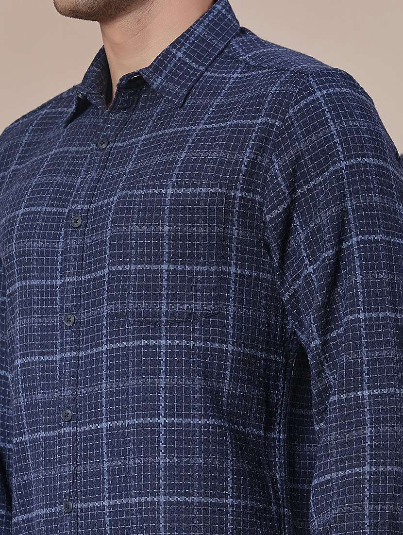 men checkered collared long sleeve shirt - 21948694 -  Standard Image - 4