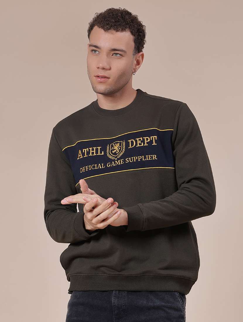 men chest print long sleeve sweatshirt - 21948737 -  Standard Image - 1