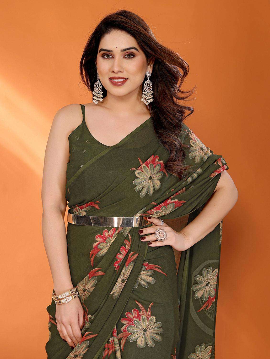 women printed casual wear saree with blouse - 21949164 -  Standard Image - 1