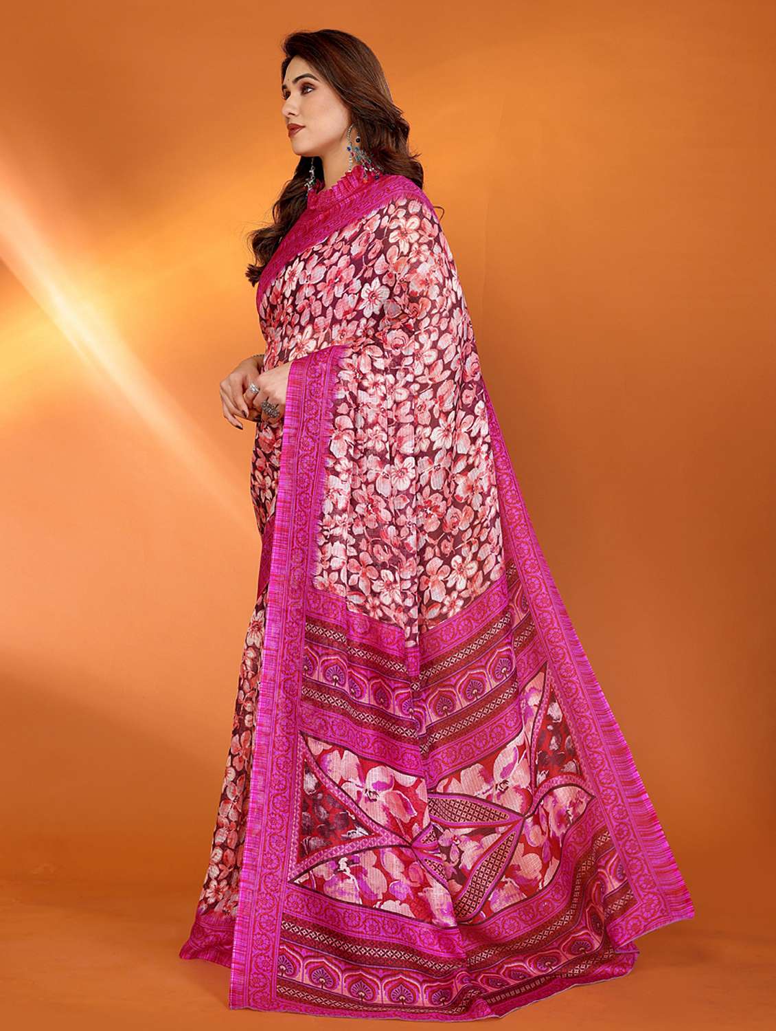 women printed casual wear saree with blouse - 21949170 -  Standard Image - 1