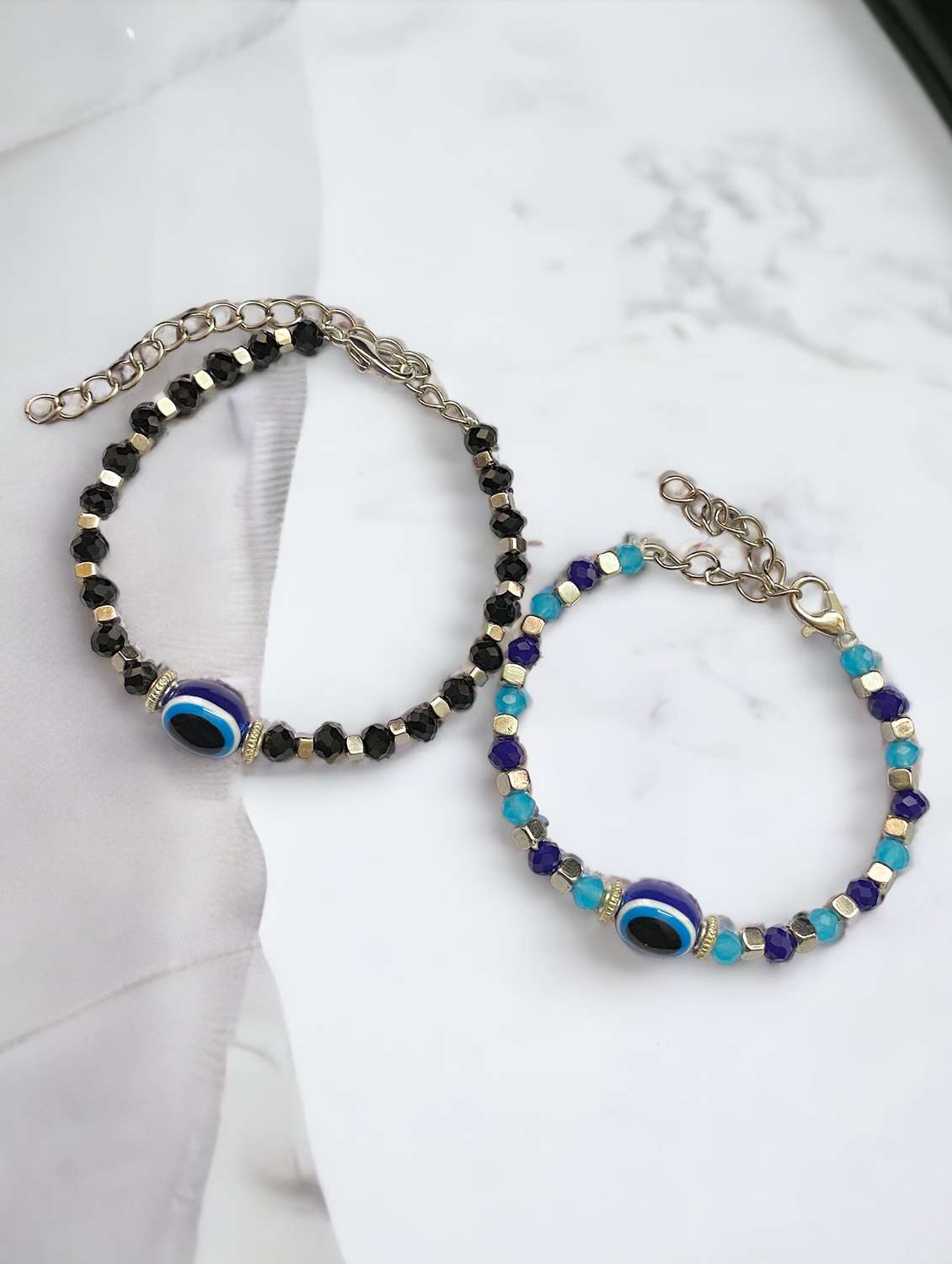 women pack of 2 beaded evil eye bracelet