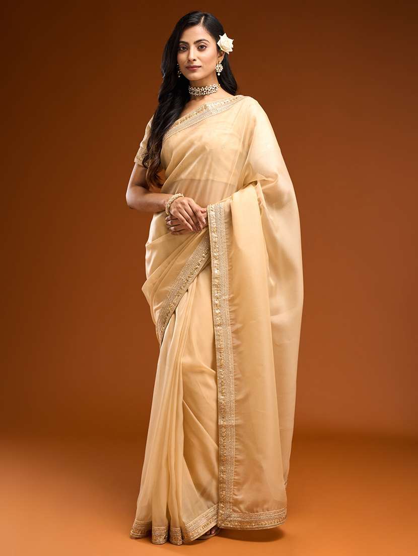 women solid with bordered saree with blouse