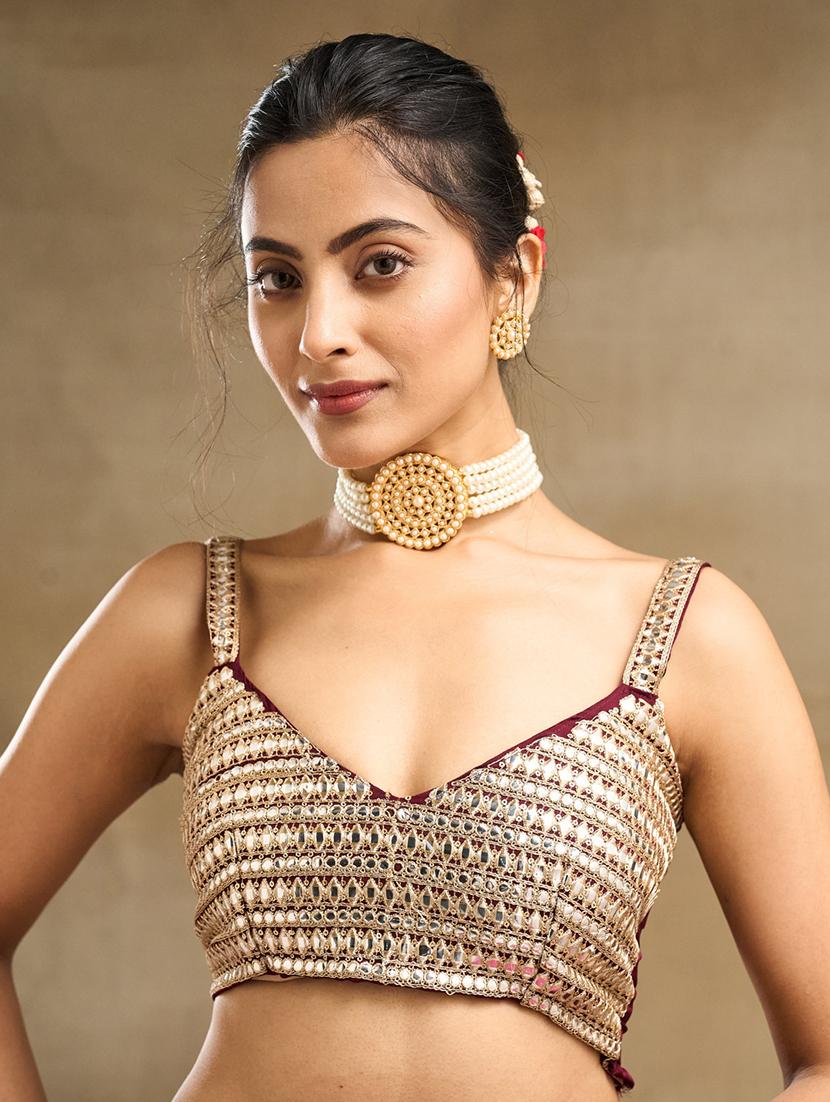 women solid with bordered saree with blouse - 21949684 - Standard Image - 4