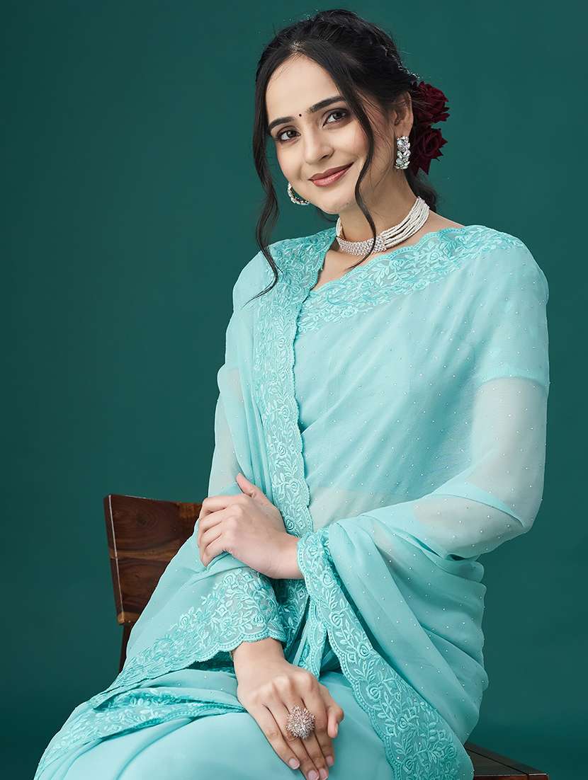 women solid with work embroidered saree with blouse - 21949707 - Standard Image - 4