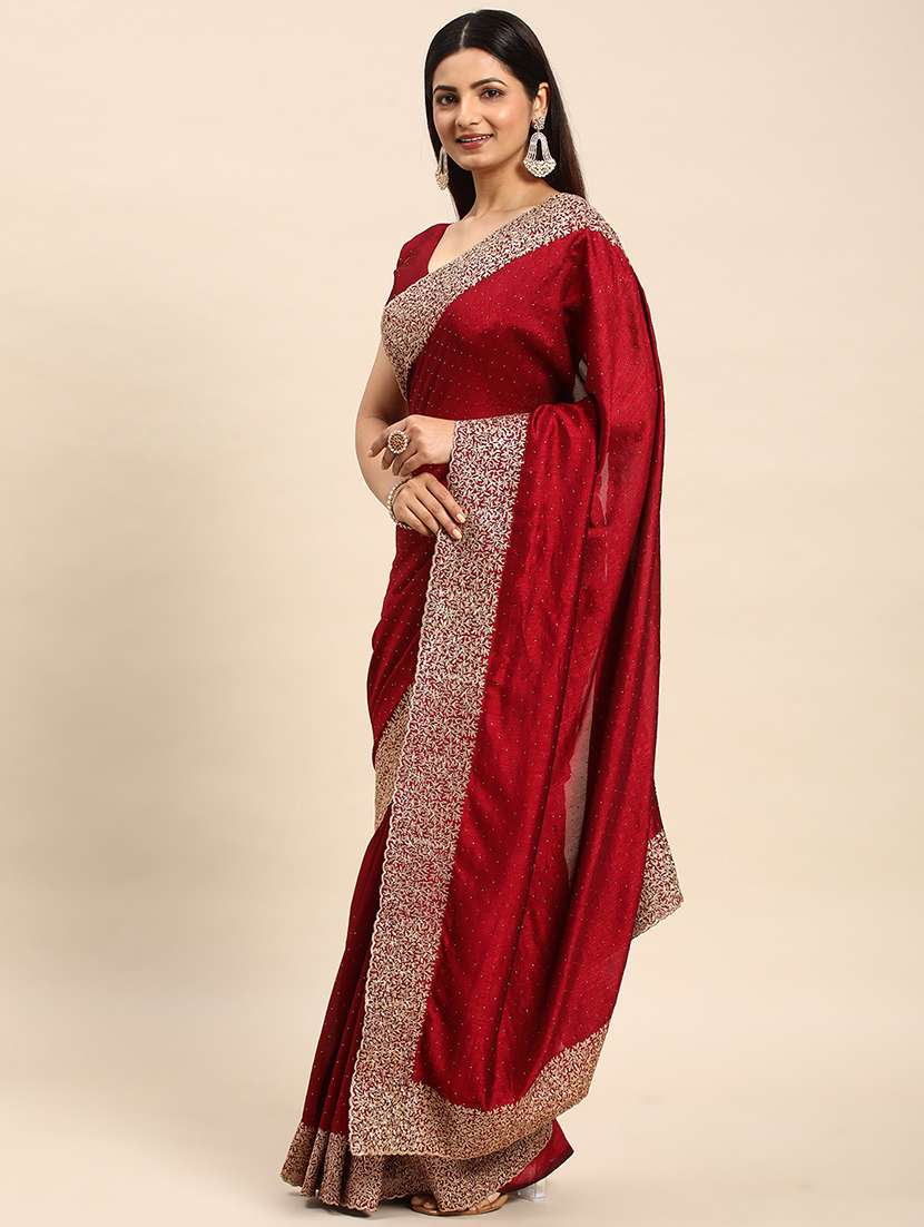 women solid with bordered saree with blouse