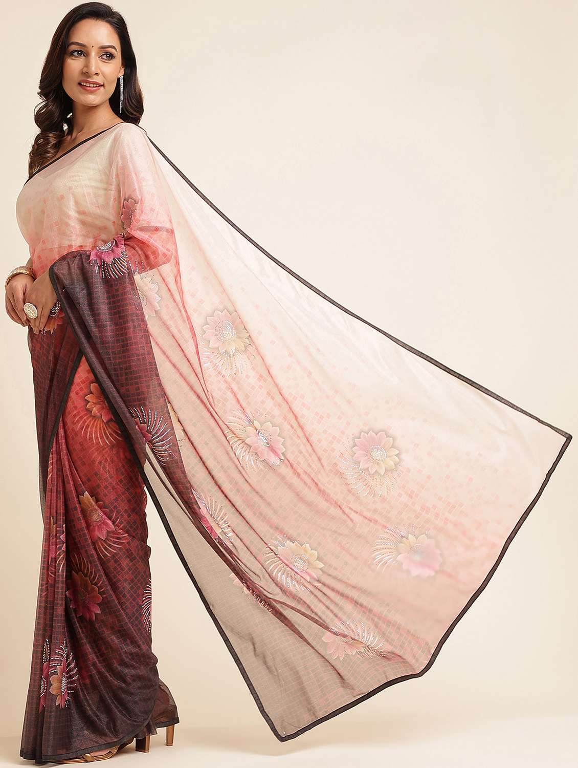 women floral printed saree with blouse - 21949930 -  Standard Image - 1