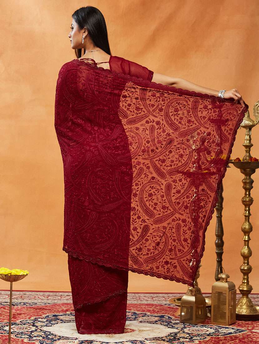 women solid with work embroidered saree with blouse - 21949972 - Standard Image - 1