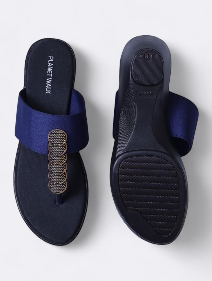women blue toe separator wedge - 21950082 - Standard Image - 4