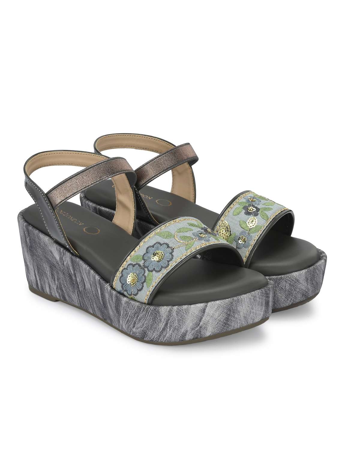 women embroidered back strap wedge - 21950270 -  Standard Image - 1