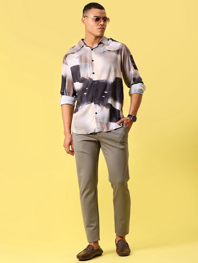men solid mid rise slim fit chinos - 21951399 - Standard Image - 4