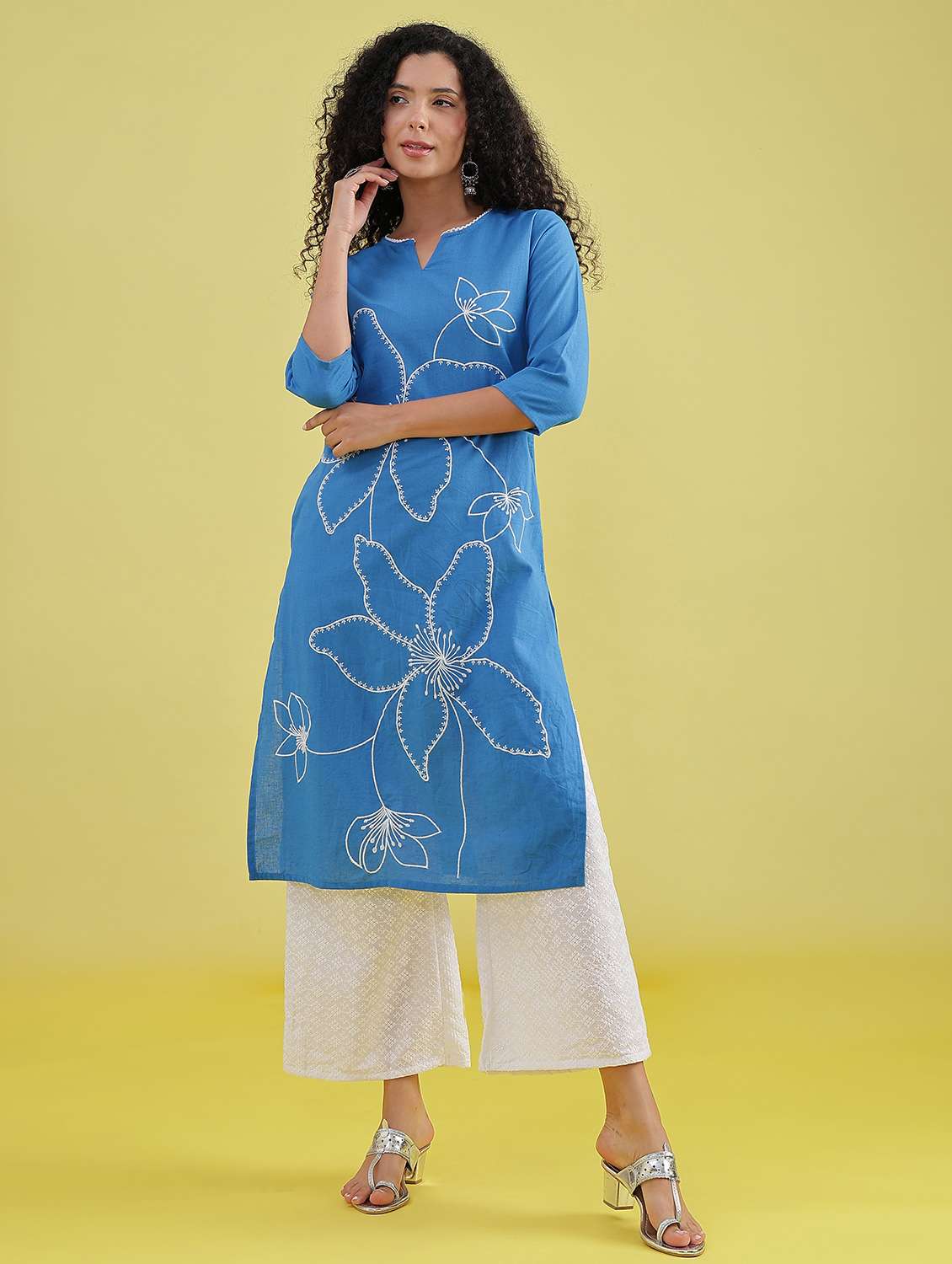 women embroidered three quarter sleeve kurta - 21951460 - Standard Image - 1