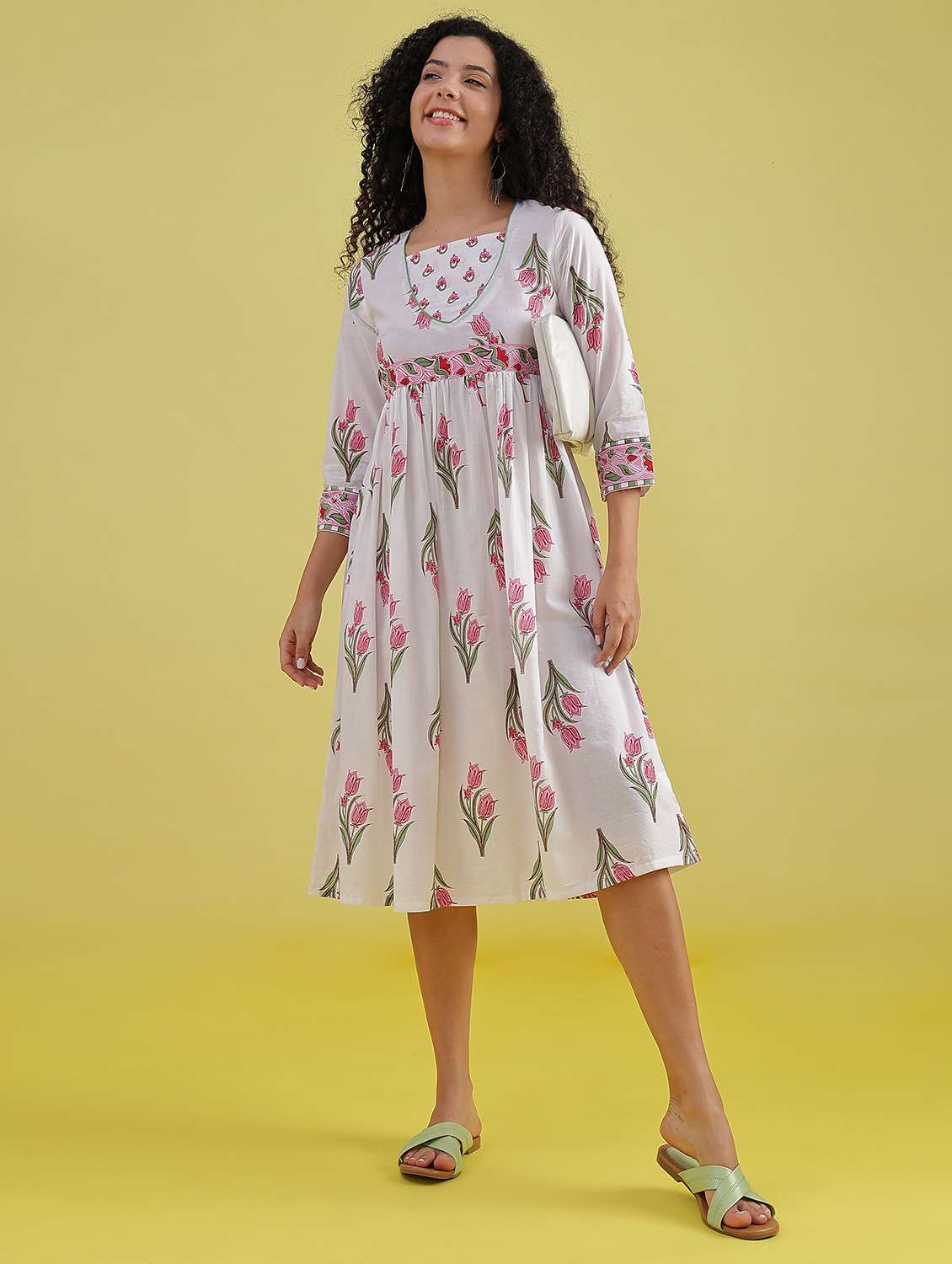women white printed a-line ethnic dress - 21951468 -  Standard Image - 6