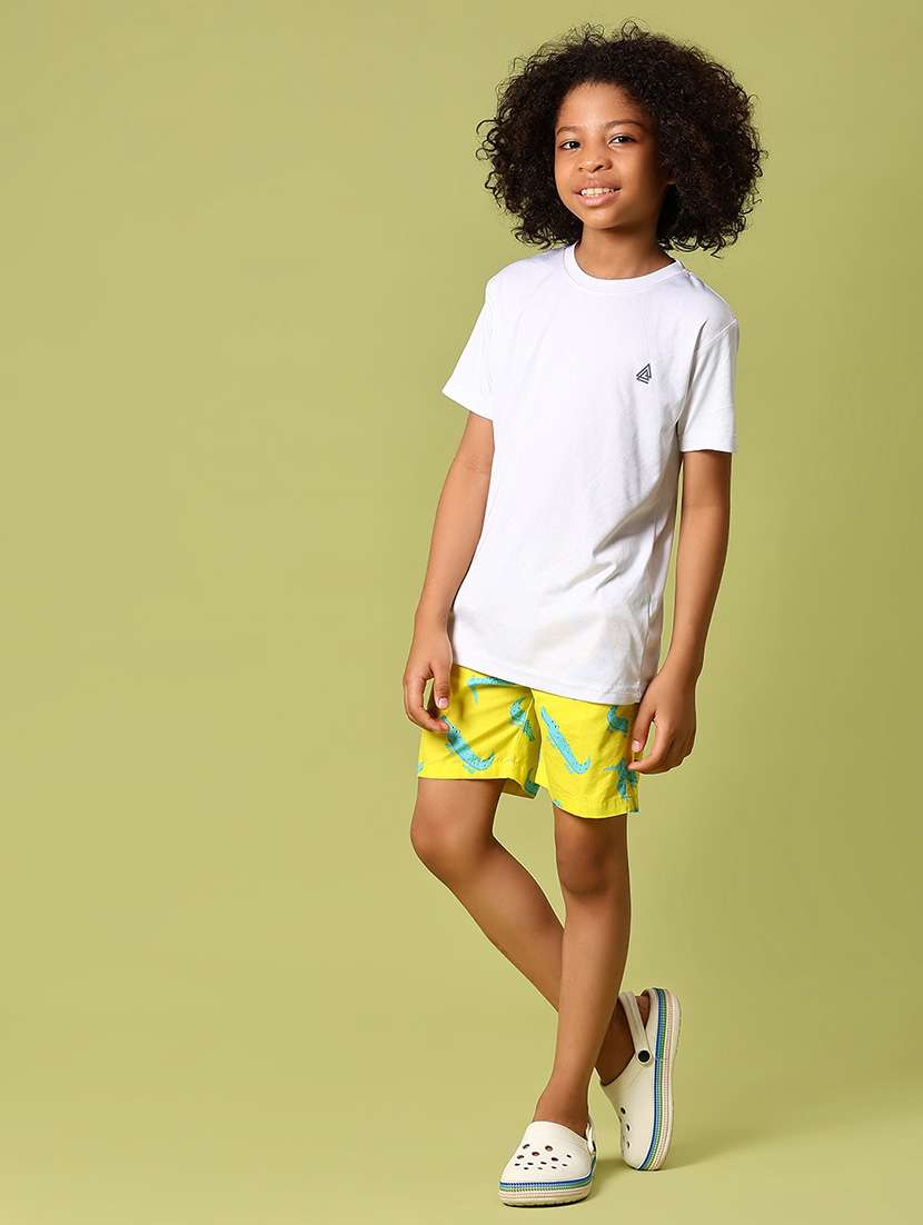 boys printed mid rise shorts - 21951600 -  Standard Image - 4