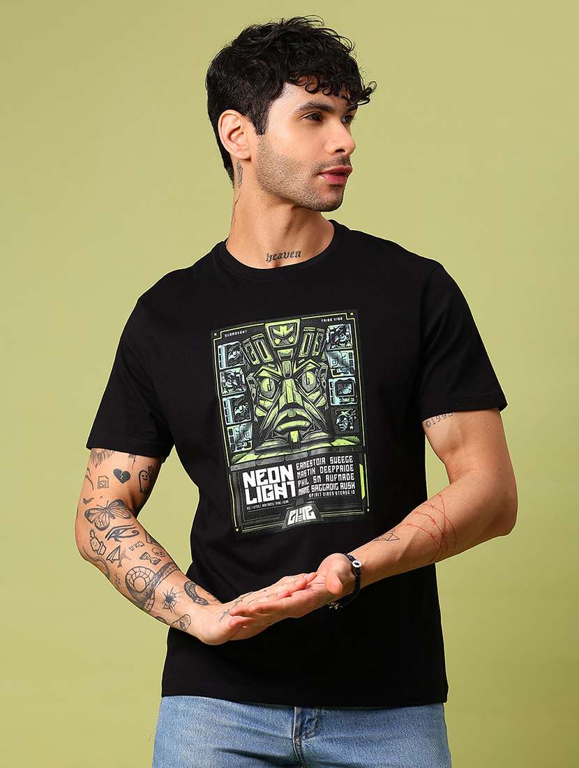 men front print round neck regular fit t-shirt - 21951651 -  Standard Image - 1