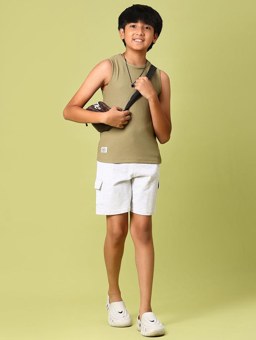 grey cotton shorts & three fourth - 21951745 - Standard Image - 4