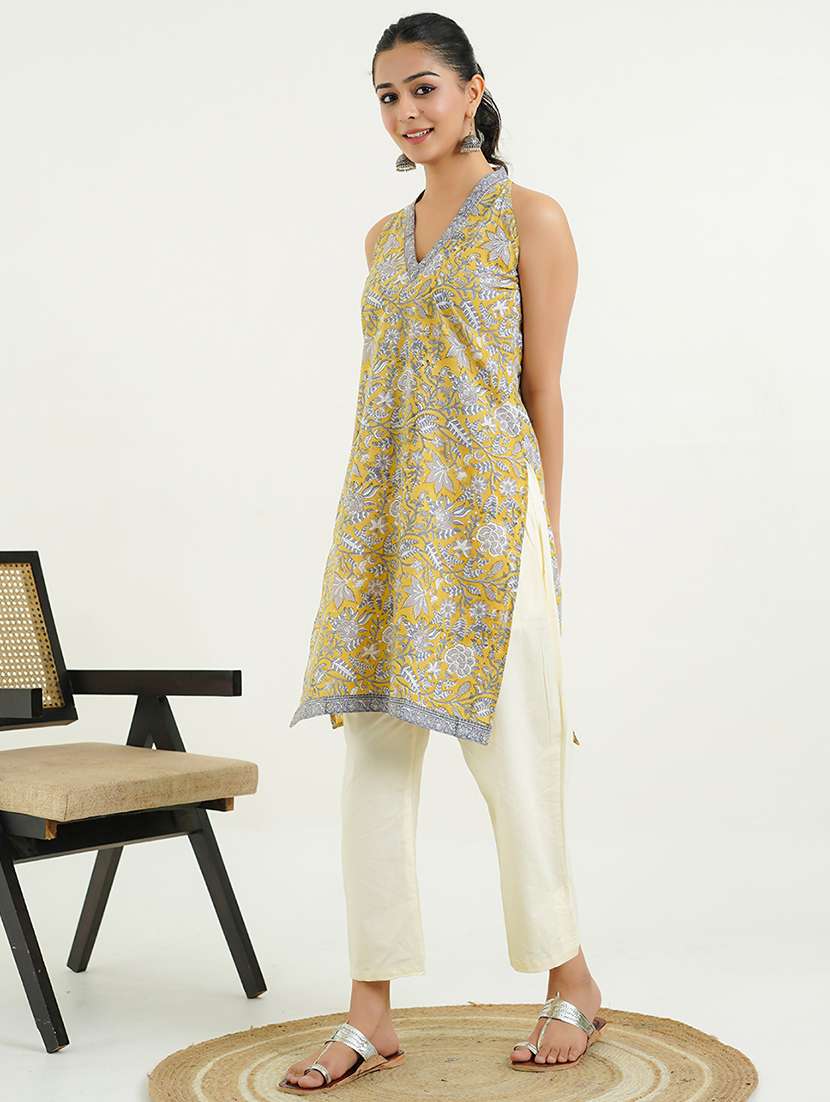 women floral printed halter neck a-line kurta - 21954038 -  Standard Image - 1