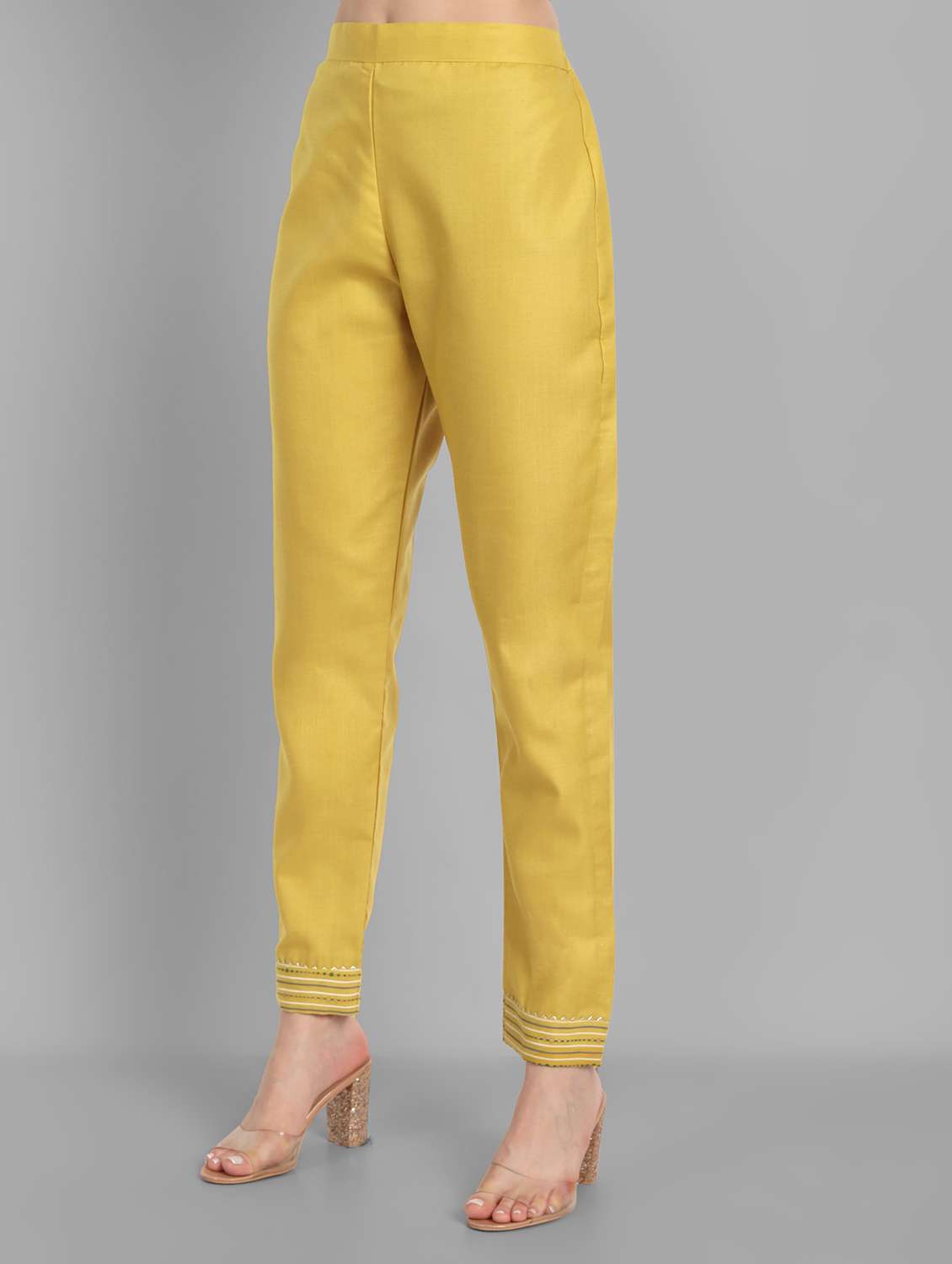 women three quarter sleeve kurta pant with dupatta set - 21954129 - Standard Image - 4