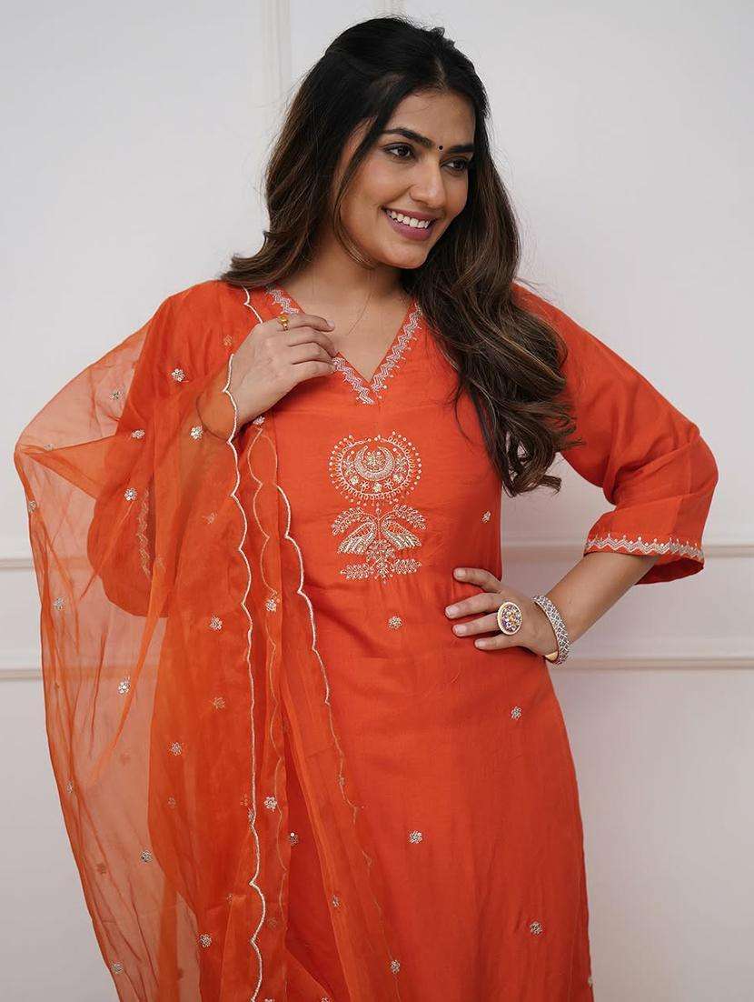 women three quarter sleeve kurta pant with dupatta set - 21954153 -  Standard Image - 1