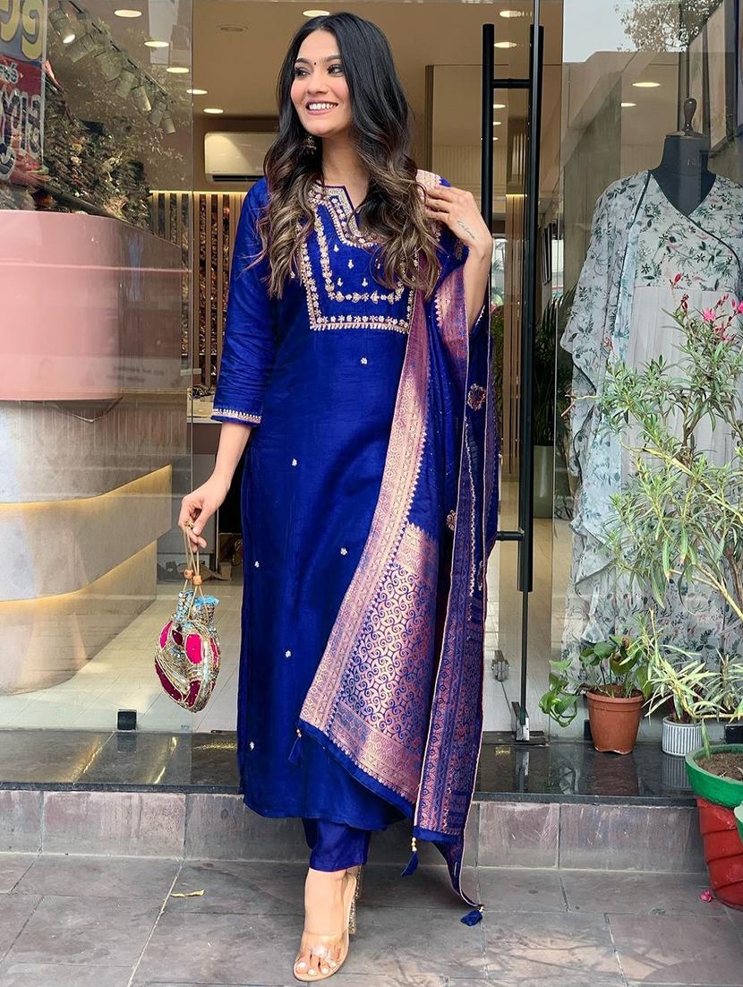 women three quarter sleeve kurta pant with dupatta set
