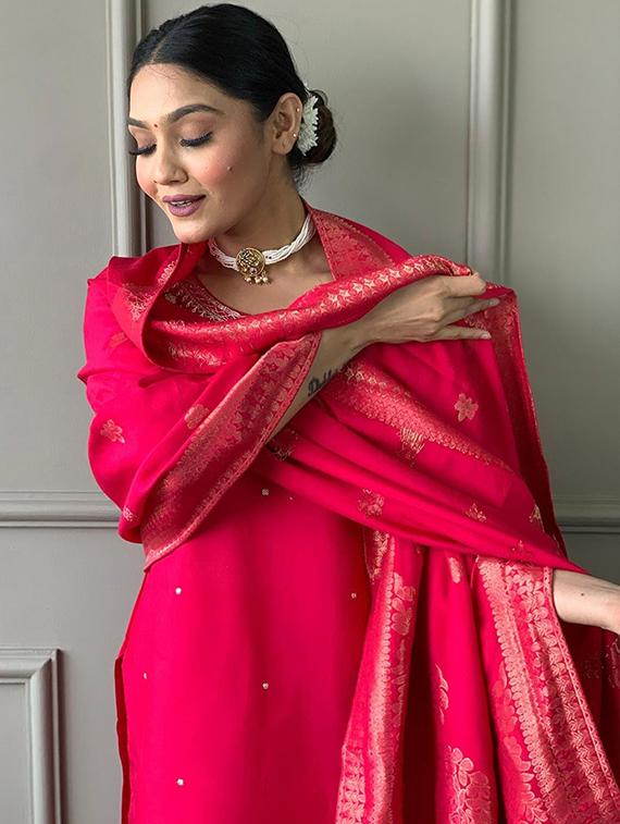 women three quarter sleeve kurta pant with dupatta set - 21954186 - Standard Image - 6