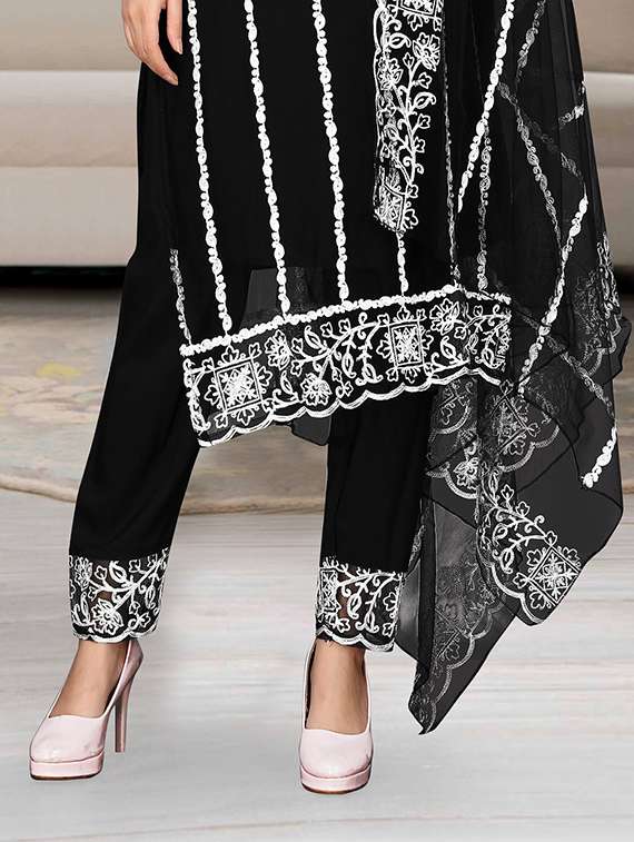 women embroidered long sleeve kurta pant with dupatta set - 21954189 - Standard Image - 6