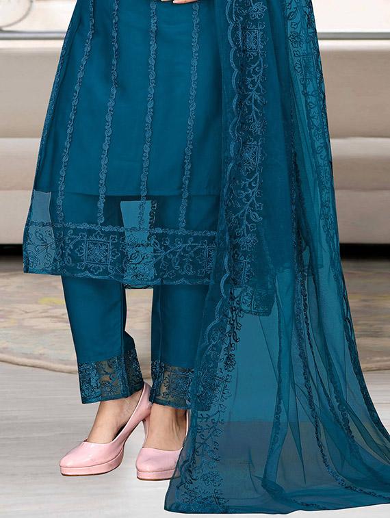 women embroidered long sleeve kurta pant with dupatta set - 21954195 - Standard Image - 6