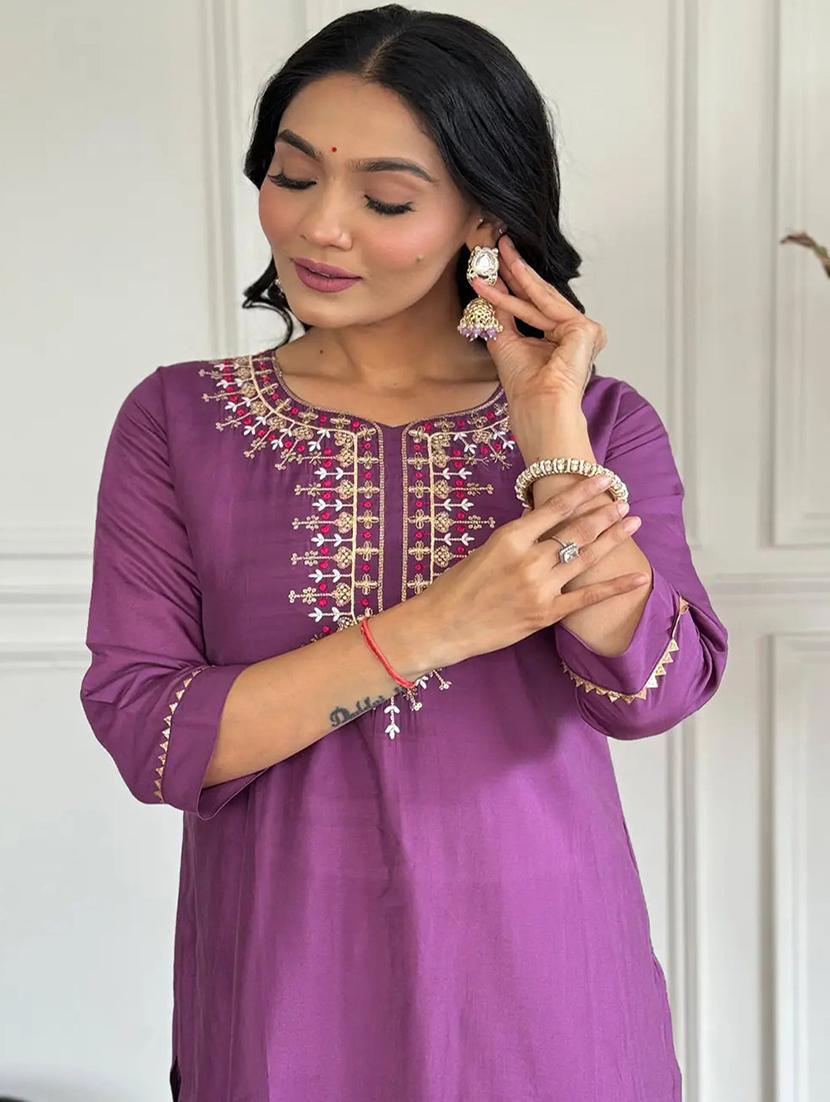 women three quarter sleeve kurta pant with dupatta set - 21954200 - Standard Image - 4