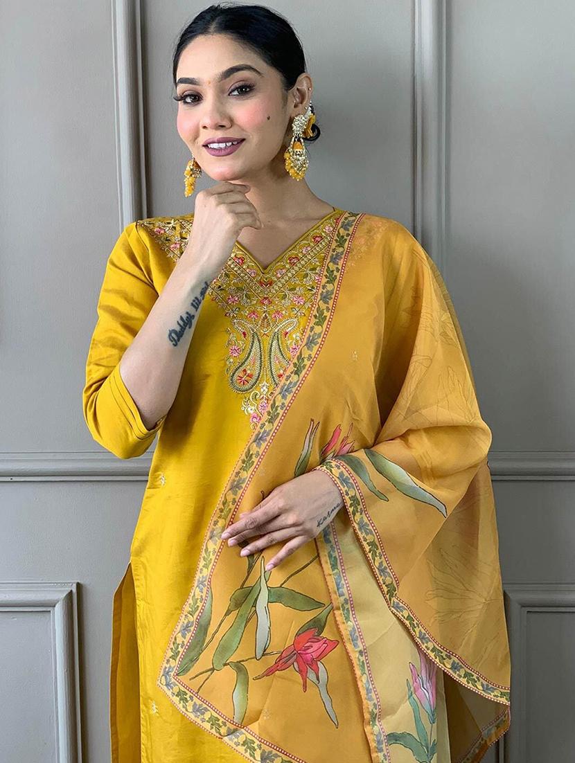 women three quarter sleeve kurta pant with dupatta set - 21954206 - Standard Image - 4