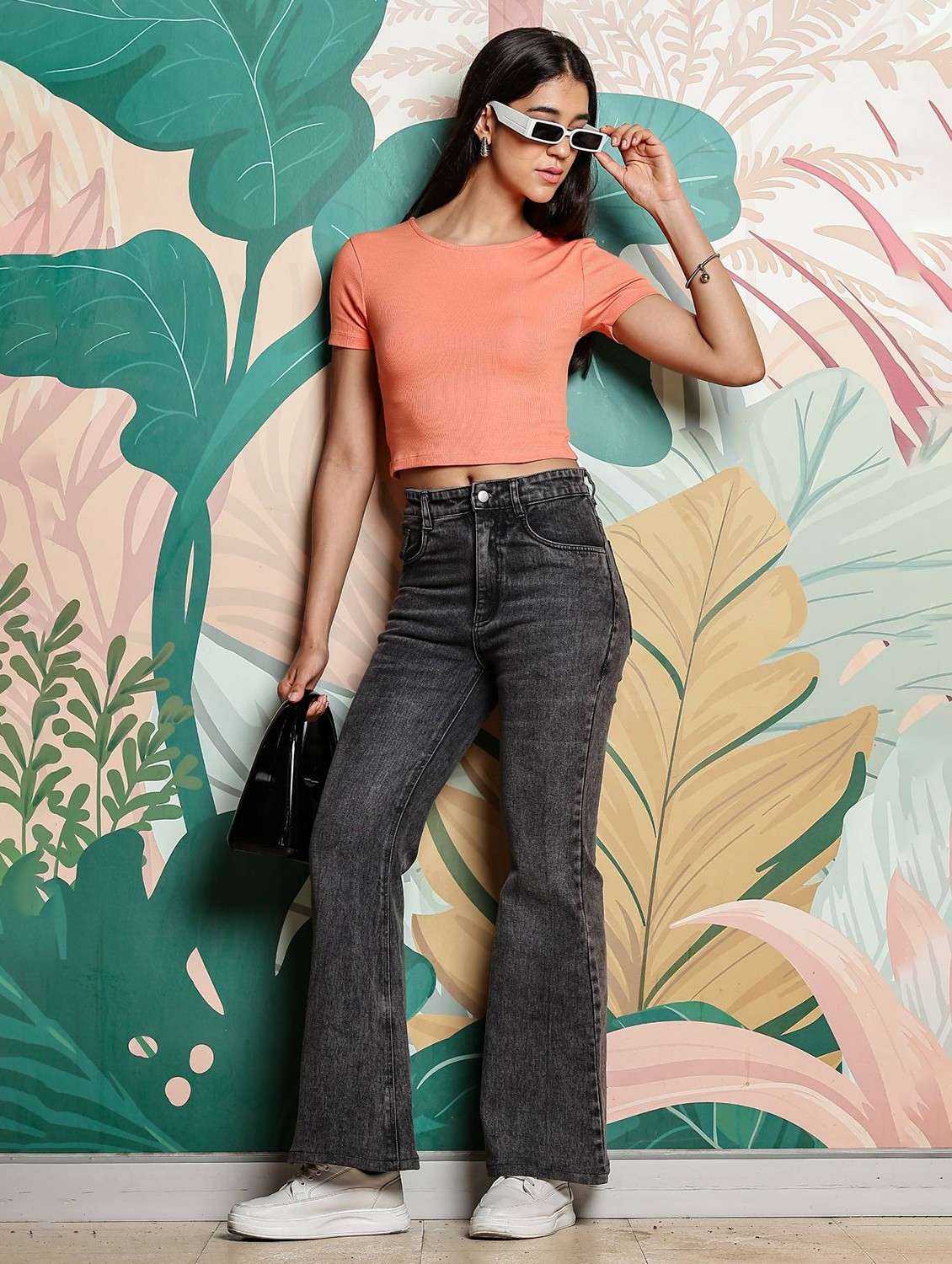 women solid round neck crop top - 21954440 -  Standard Image - 6