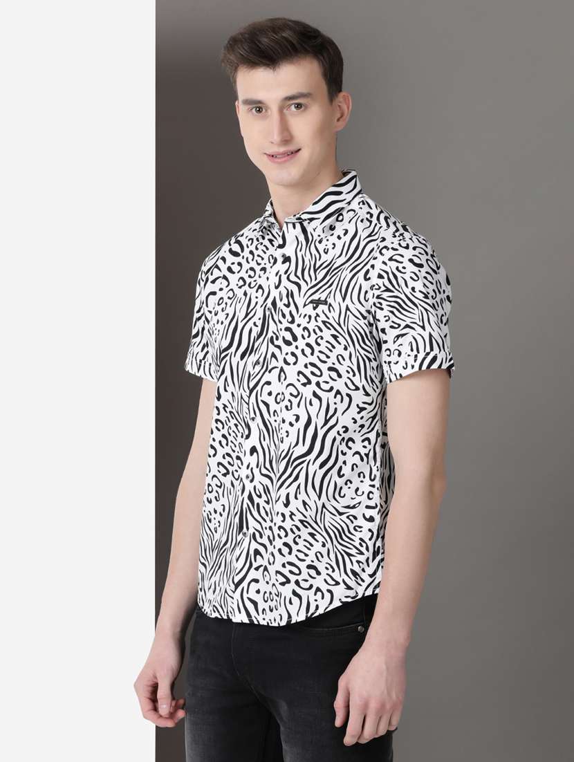 men printed short sleeve regular fit casual shirt - 21954501 -  Standard Image - 1