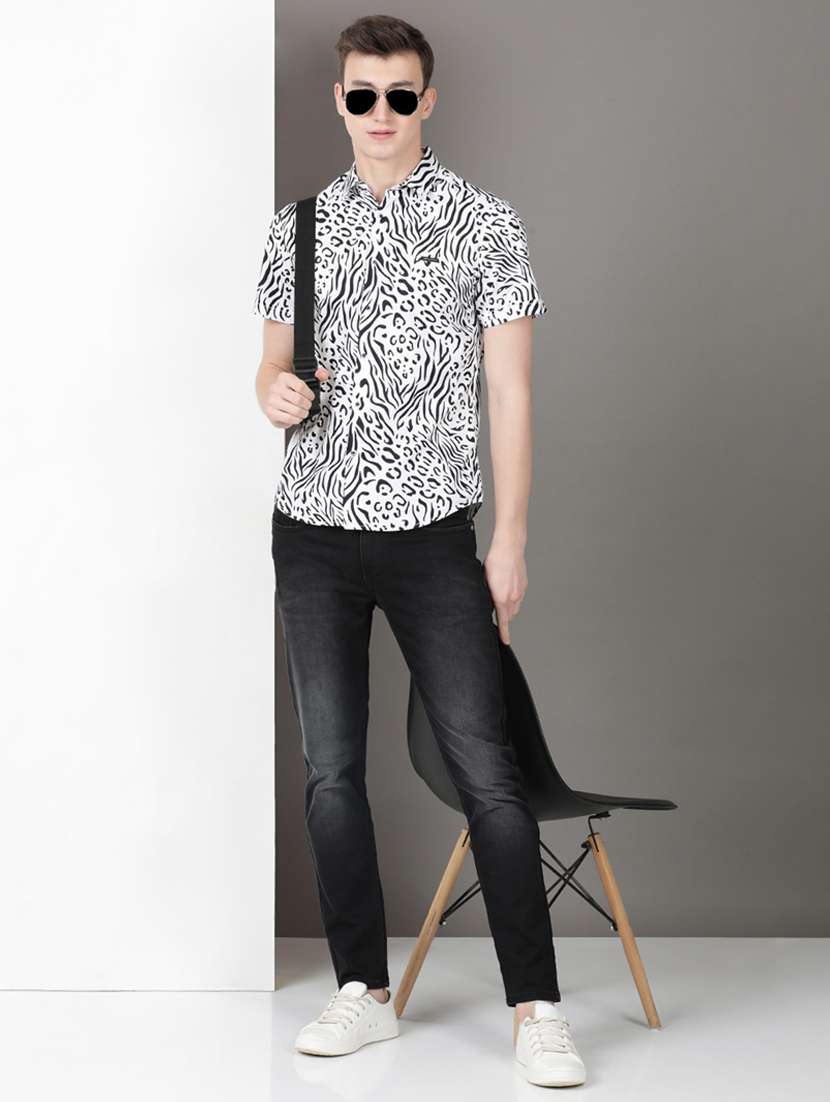 men printed short sleeve regular fit casual shirt - 21954501 -  Standard Image - 4
