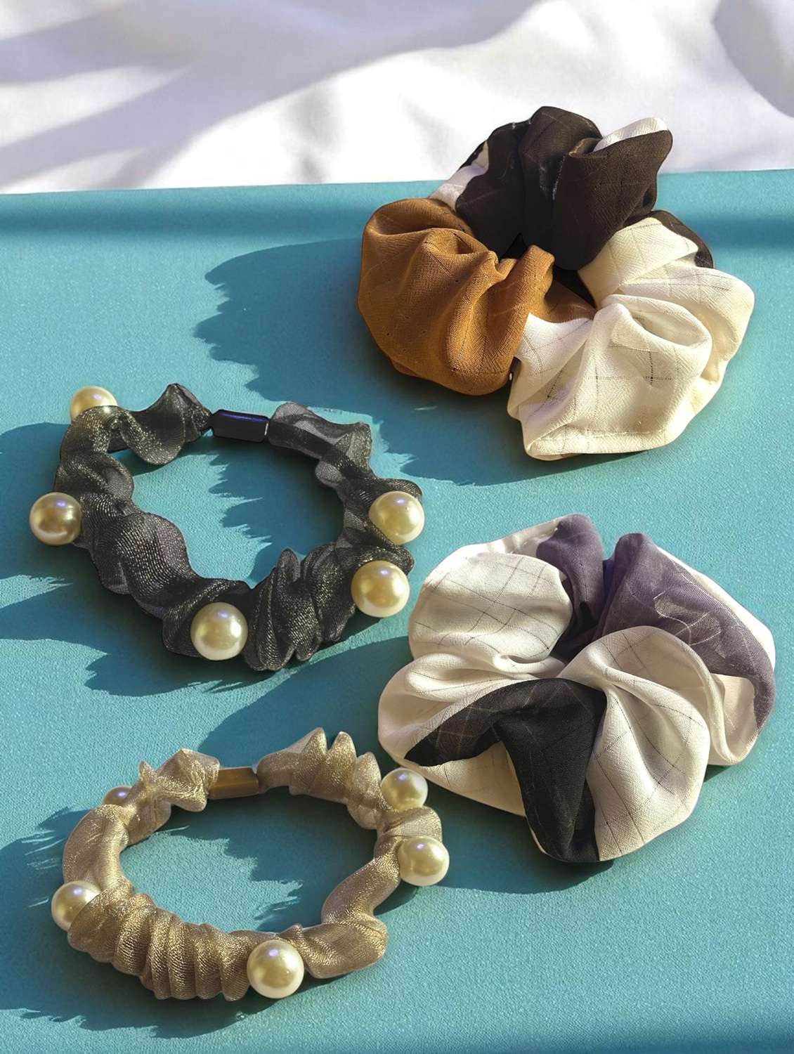 women pack of 4 multi colored scrunchies