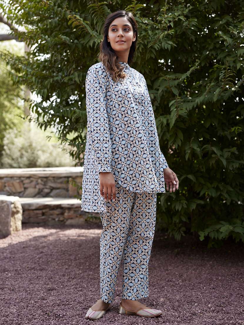 women printed long sleeve ethnic co ord set - 21954614 -  Standard Image - 1
