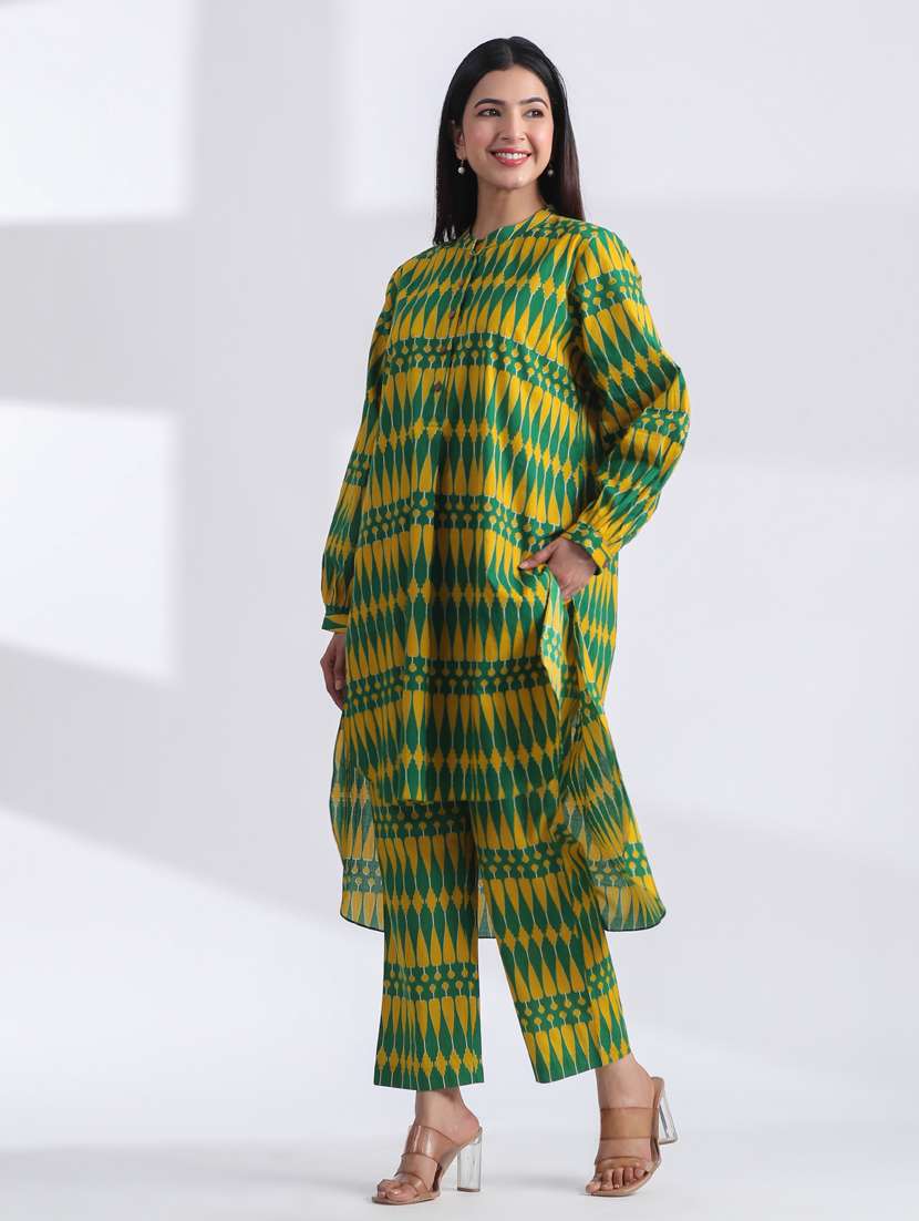 women printed long sleeve ethnic co ord set - 21954617 - Standard Image - 1