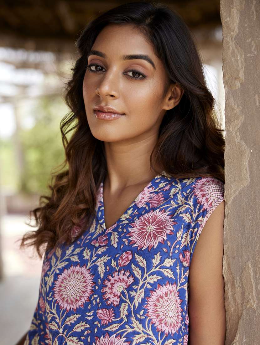 women floral printed sleeveless a-line ethnic dress - 21954635 - Standard Image - 4