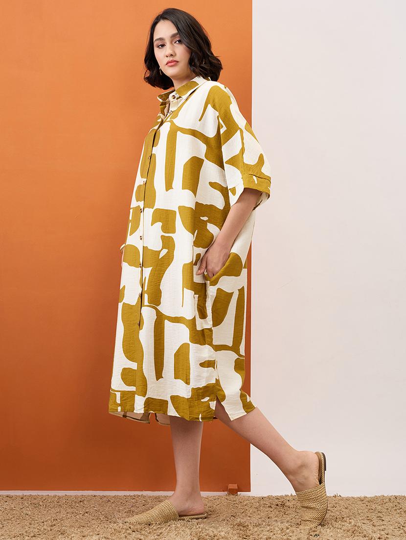 globus women green abstract print collared neck batwing sleeves straight hem oversized fusion midi shirt dress - 21955911 -  Standard Image - 1