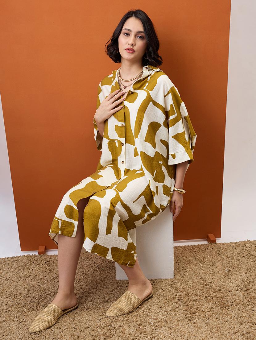globus women green abstract print collared neck batwing sleeves straight hem oversized fusion midi shirt dress - 21955911 - Standard Image - 4