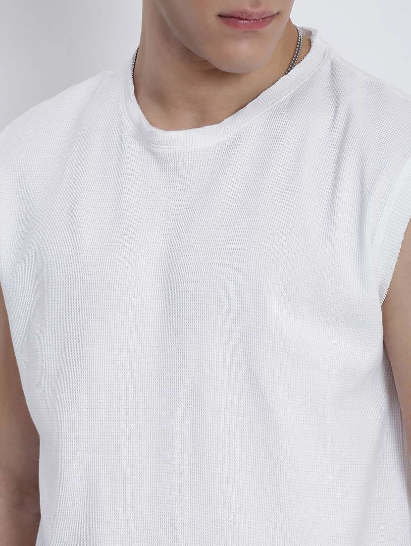 men solid sleeveless loose fit t-shirt - 21955930 -  Standard Image - 4