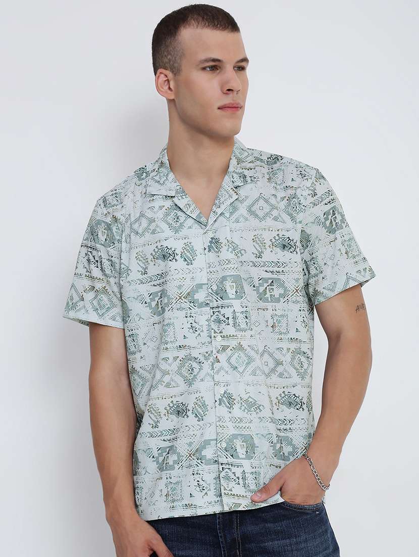 men printed cuban collared short sleeve shirt - 21955953 -  Standard Image - 1