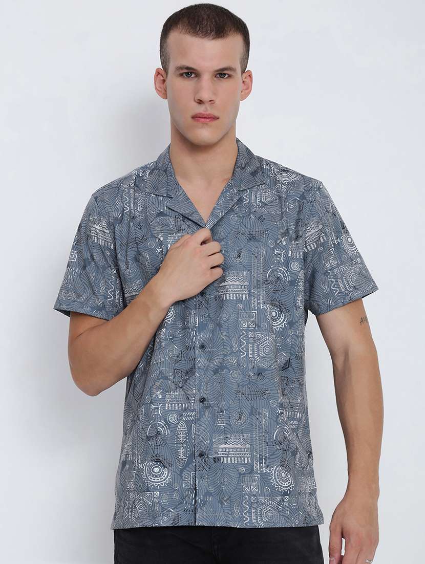 men printed cuban collared short sleeve shirt - 21955955 -  Standard Image - 1