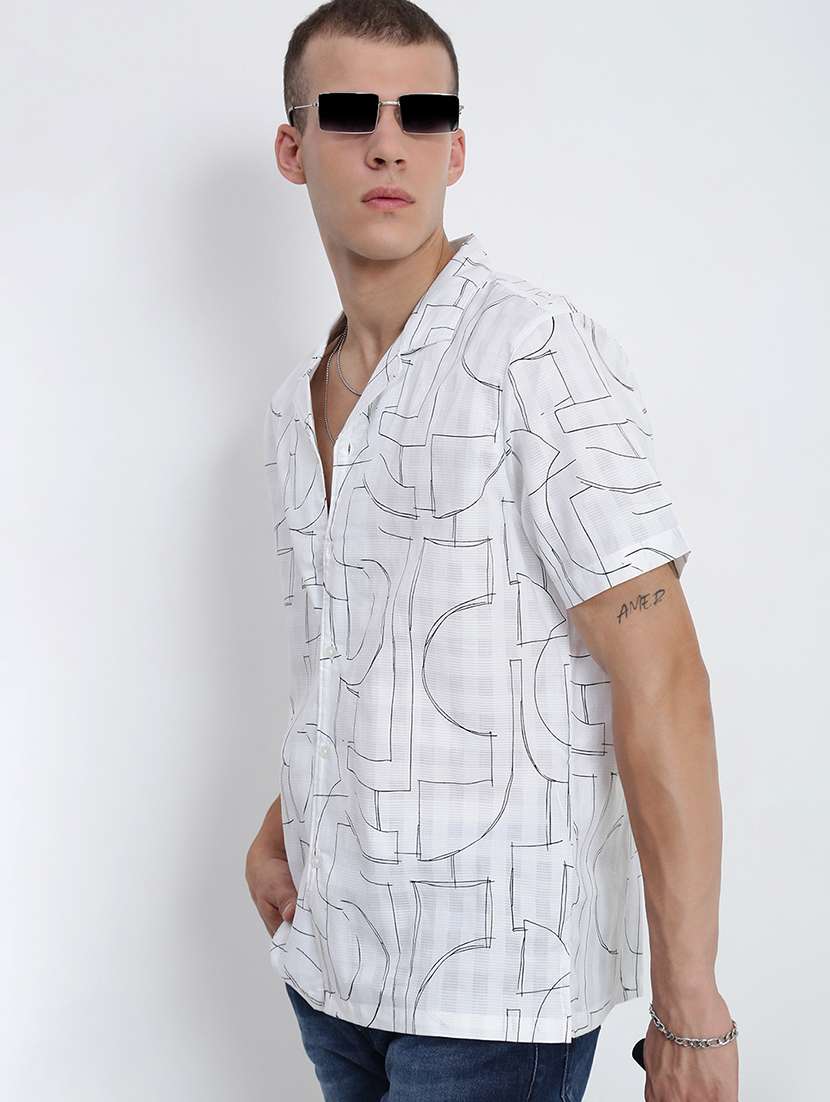 men printed cuban collared short sleeve shirt - 21955966 -  Standard Image - 1