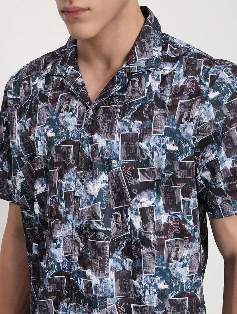 men printed cuban collared short sleeve shirt - 21955972 -  Standard Image - 4